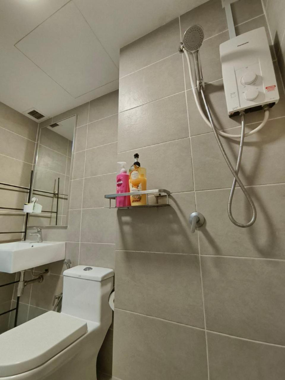 Cozy Mrt-Linked Unit, Dsara Sentral Sovo #Ds1 Sungai Buloh Buitenkant foto